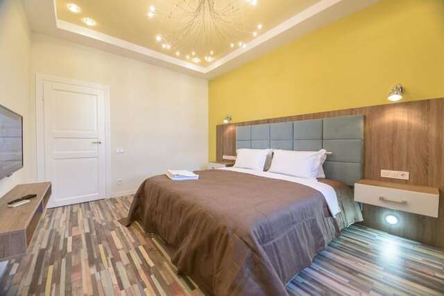 Апартаменты Partner Guest House Shota Rustaveli Киев-49