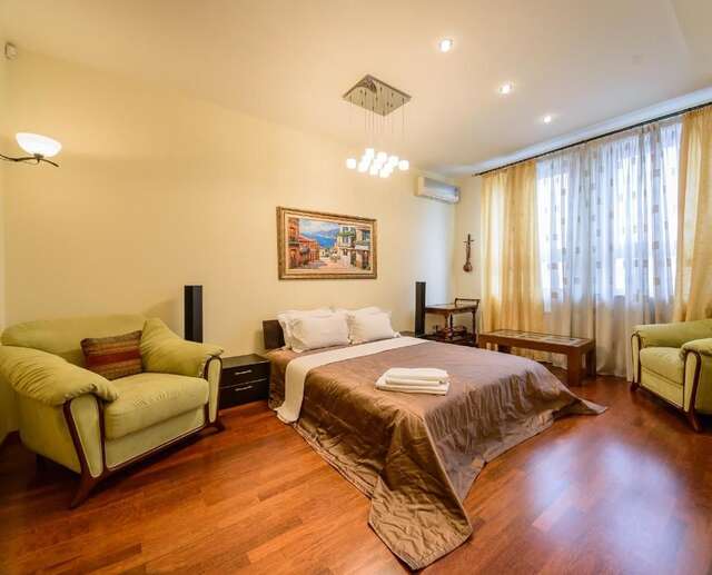 Апартаменты Partner Guest House Shota Rustaveli Киев-92